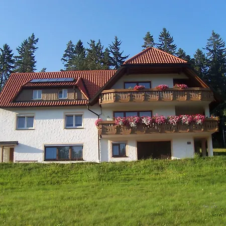 公寓 Haus Marianne Schmelzle 弗罗伊登施塔特