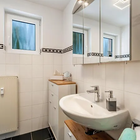 公寓 Haus Marianne Schmelzle 弗罗伊登施塔特