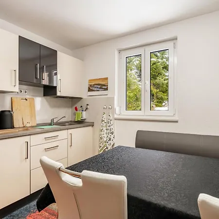 Haus Marianne Schmelzle 公寓