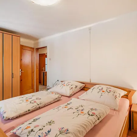 Haus Marianne Schmelzle 公寓 *